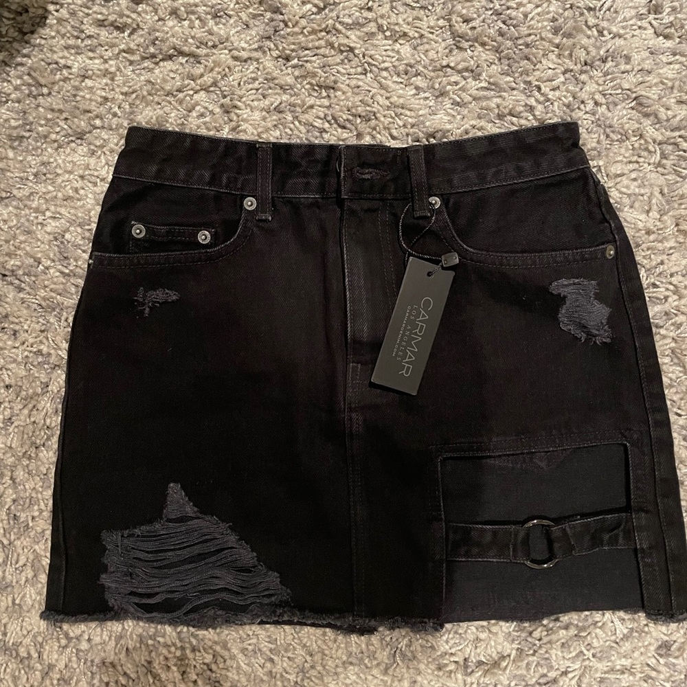 LF Carmar denim skirt. Never worn.